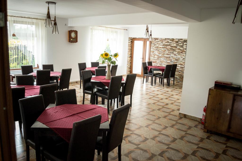Casa Diana Otel Comana Dış mekan fotoğraf
